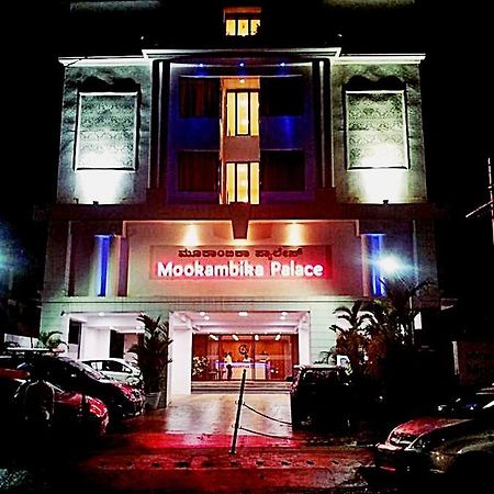 Hotel Mookambika Palace Коллур Экстерьер фото